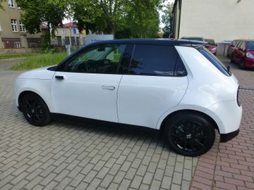 Honda e 113 KW Advance Paket 16