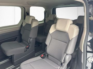 Volkswagen T7 Multivan - 12