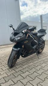 Kawasaki ZX 10R - Kawasaki Motorräder in Essen