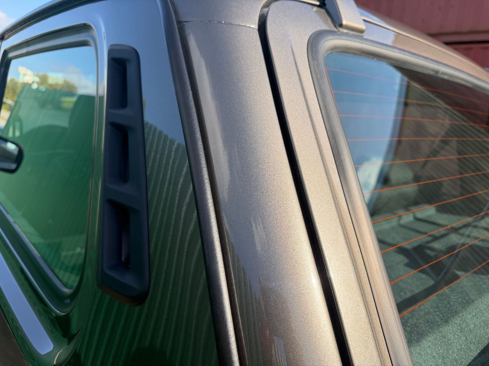 Fahrzeugabbildung Lada Niva LEGEND URBAN "PREMIUM PLUS"!
