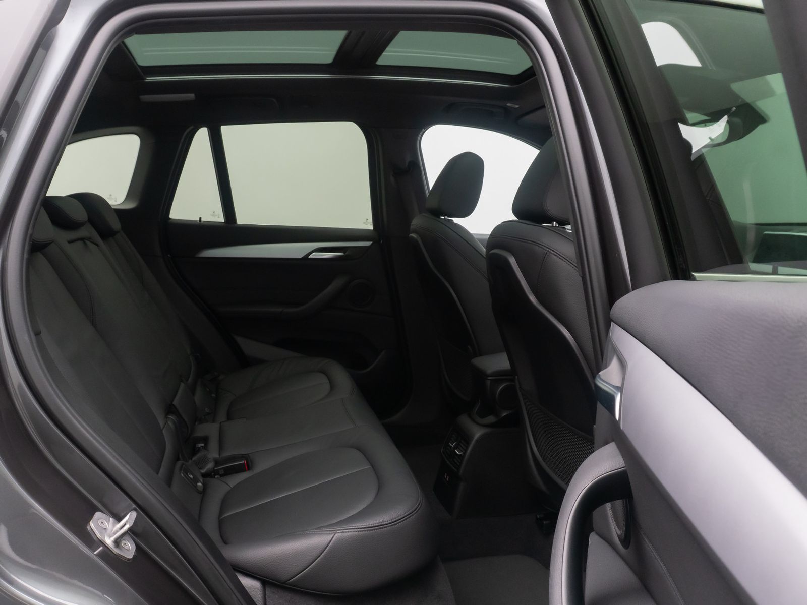 Fahrzeugabbildung BMW X1 xD25e ParkAs DAB Navi Komfort Sportsitz Leder