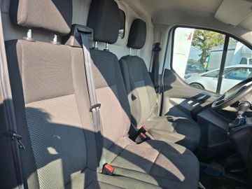 Ford Transit Custom - 11
