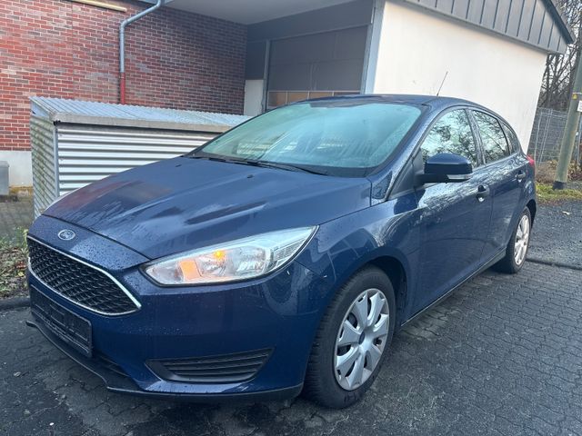 Ford Focus Lim. Ambiente