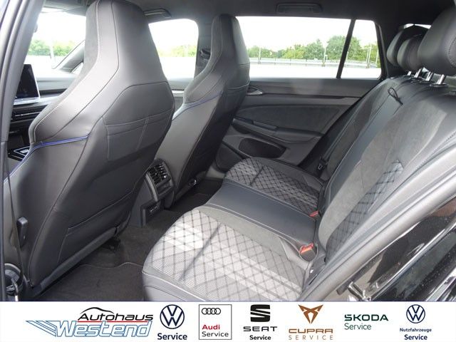 Fahrzeugabbildung Volkswagen Golf Var. R-Line 1.5l TSI 110kW DSG LED Navi