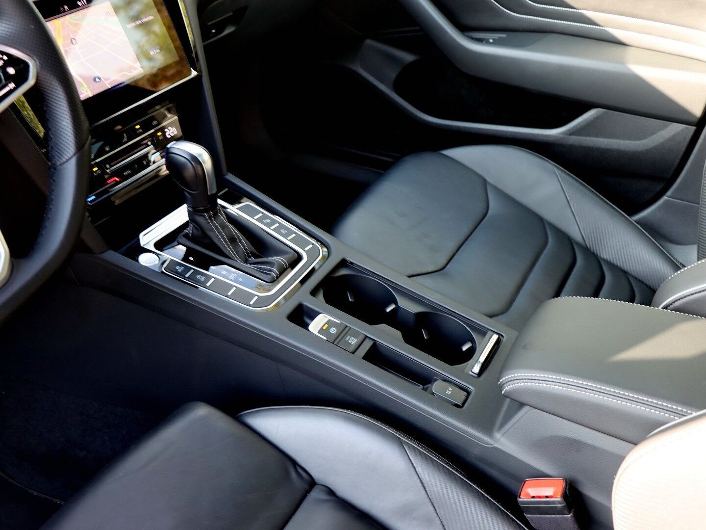 Volkswagen Arteon Shooting Brake R-Line 2.0 TSI OPF DSG STA foto 11