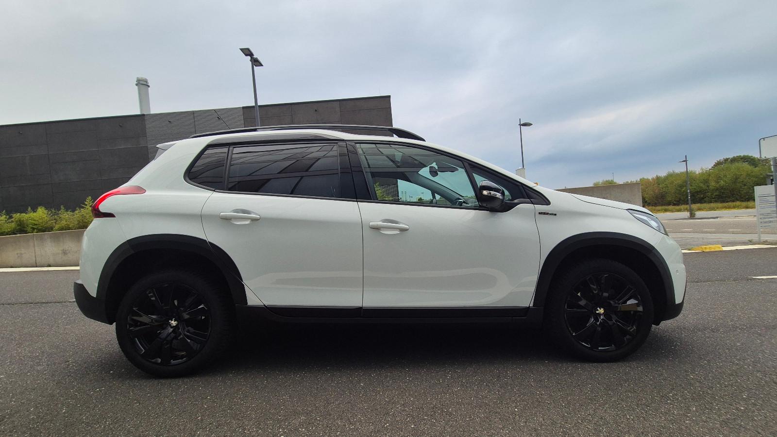 Peugeot 2008 GT-Line/1.Hand/Navi/Kamera/Scheckheft/Euro6