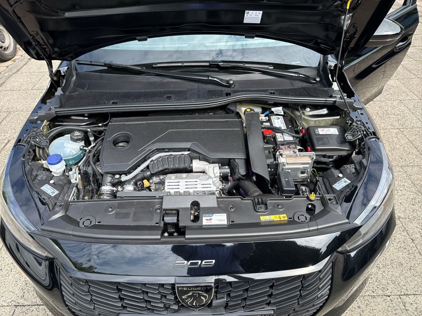 Peugeot 208 - Bild 14
