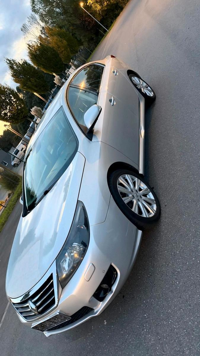 Renault Latitude