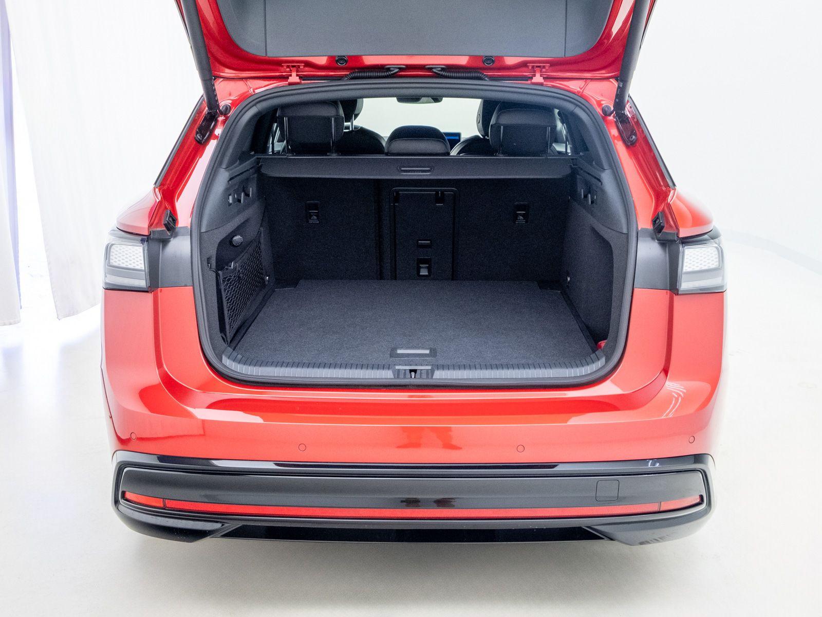 Volkswagen ID.7 Tourer Pro *WÄRMEPUMPE*360°*APP*ACC*MATRIX*