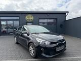 Kia Rio Dream Team - Kia: Unfallwagen