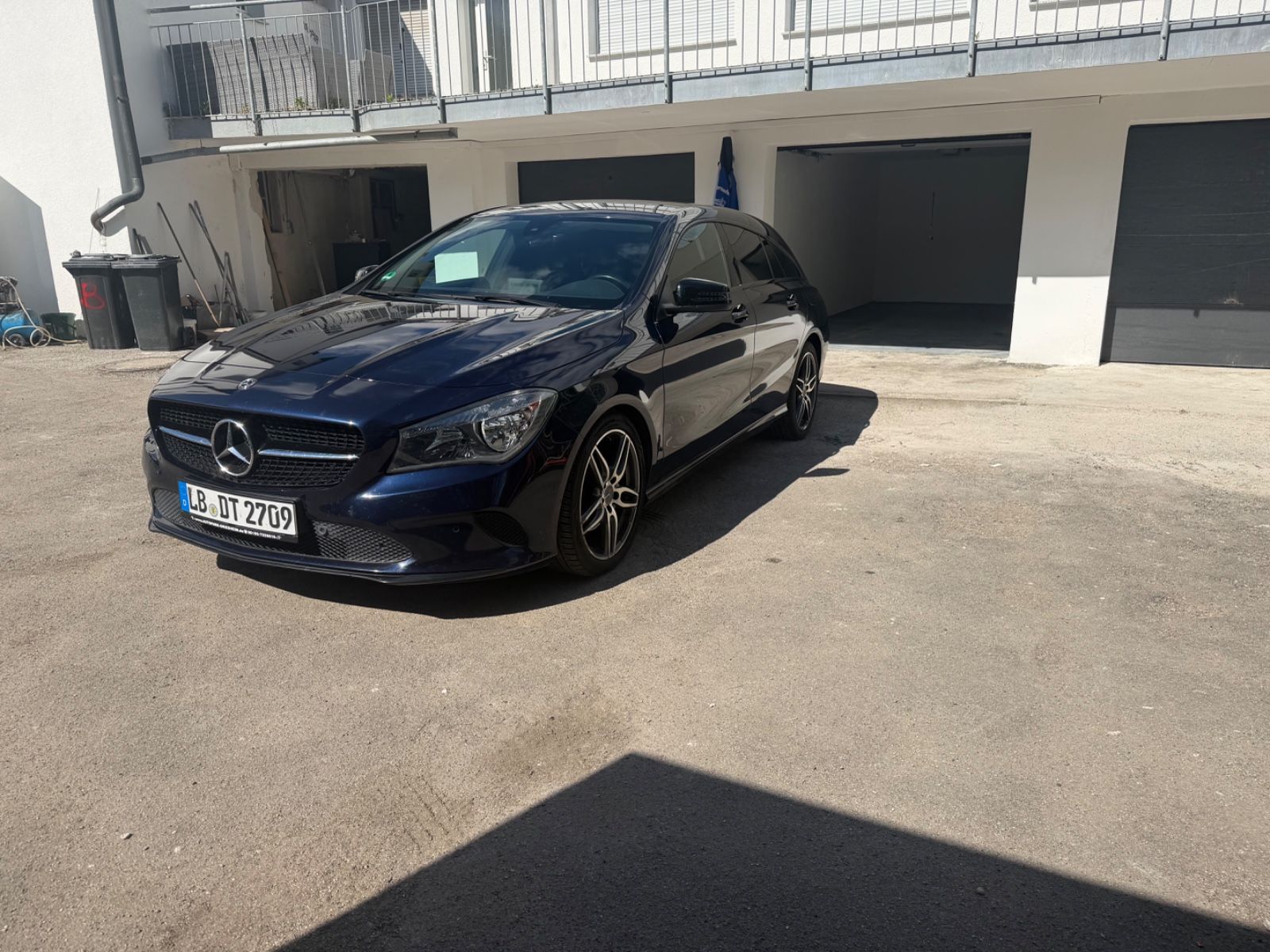 MERCEDES-BENZ CLA 220 Shooting Brake CLA 220 d DCT AMG Lin...