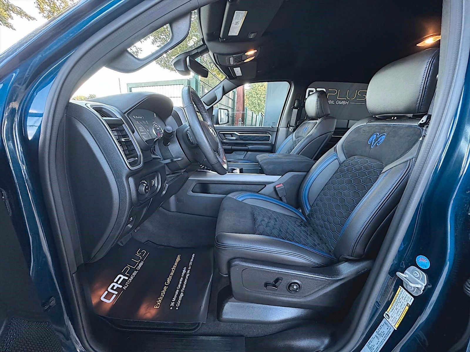 Fahrzeugabbildung Dodge RAM 5.7 V8 HEMI Night-Edition Offroad 4x4  LPG