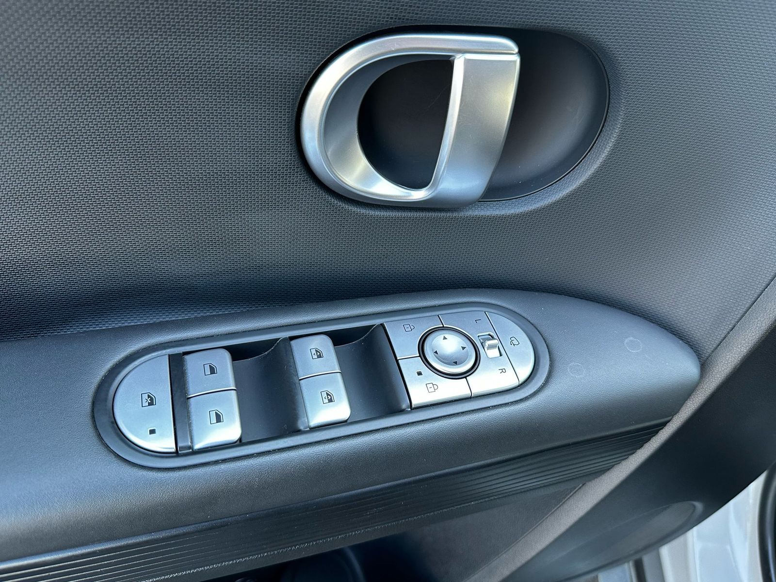 Fahrzeugabbildung Hyundai Ioniq 5 Techniq 2WD WERKSGAR NAVI+LED+KAMER+WP+