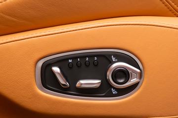 صورة مصغرة 23 لـ 2021 Aston Martin DBX