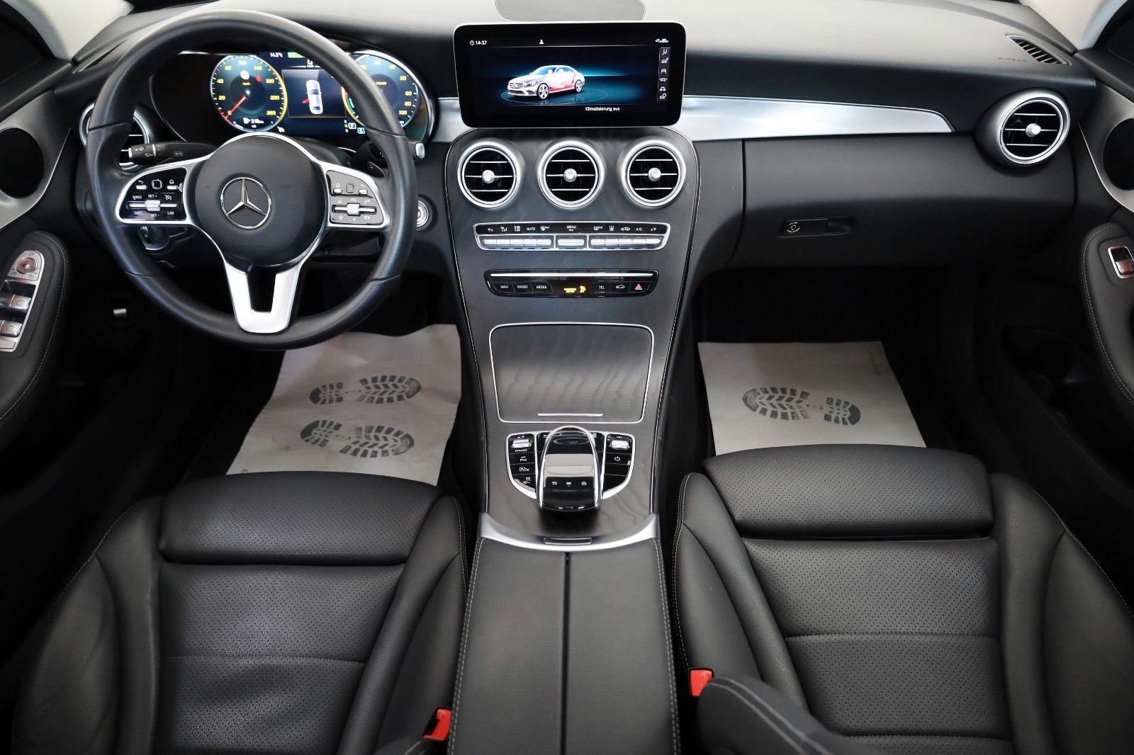 Fahrzeugabbildung Mercedes-Benz C 300 de Lim. Avantgarde Leder,Navi,LED,Panorama