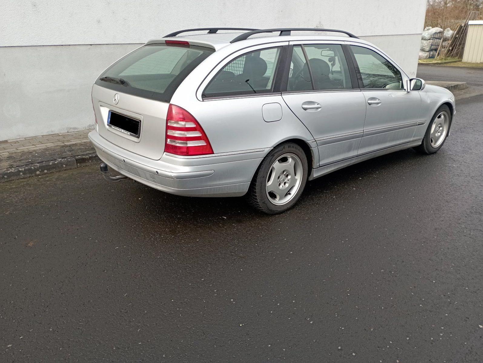 Mercedes-Benz 200
