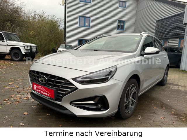 Hyundai i30 cw Select 120 PS, PDC,Kamera