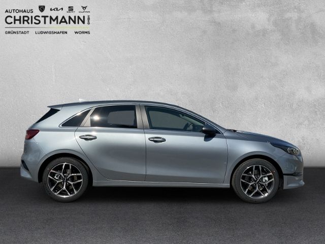Fahrzeugabbildung Kia Ceed ULTIMATE EDITION 1.0 T-GDI  *STYLE-PAKET*