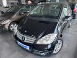 Mercedes-Benz A 160 Sport Edition 1.Hand*Park-Assistent* - Mercedes-Benz A 160 in Köln