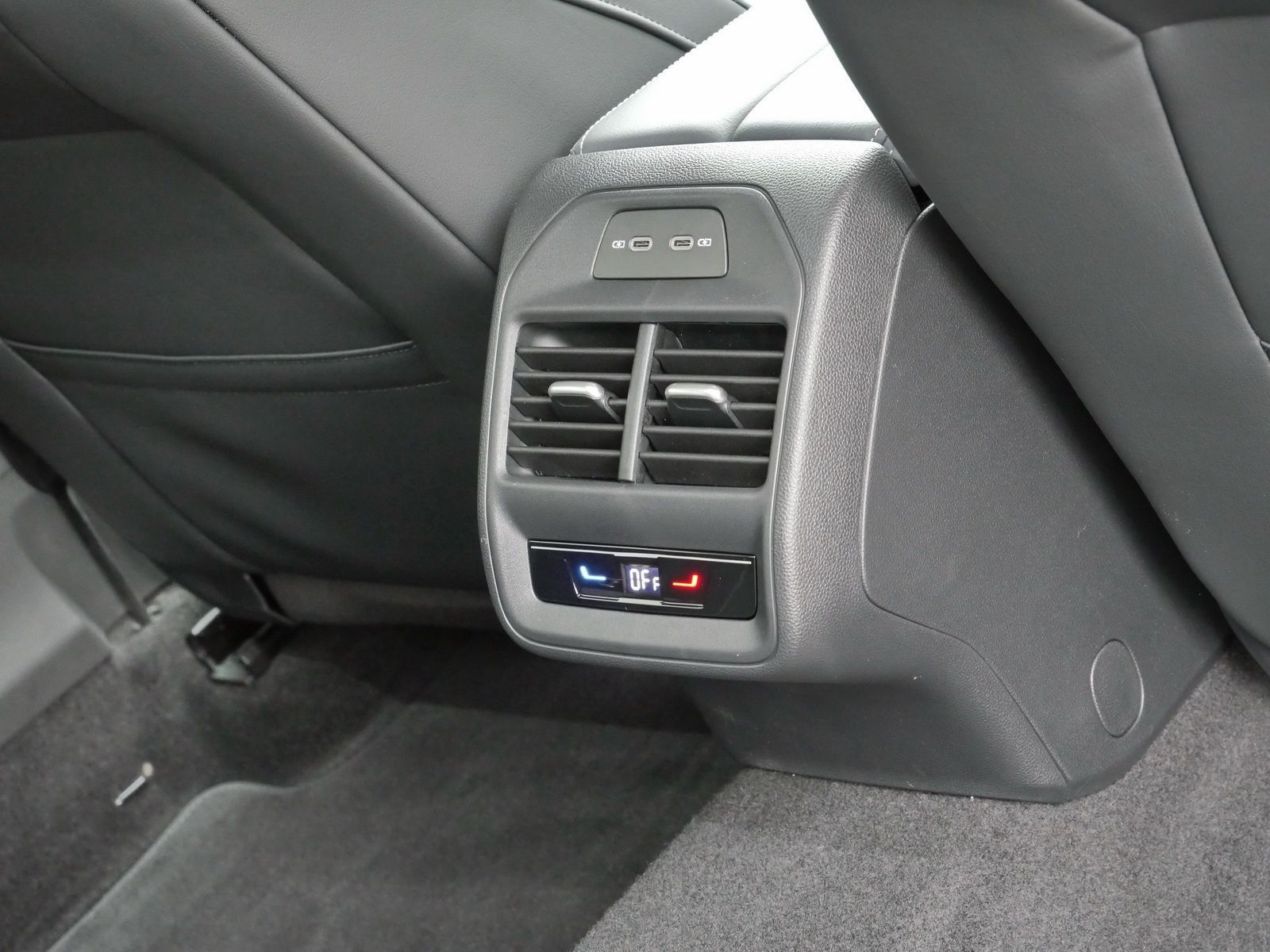 Volkswagen Passat Variant - Bild 17