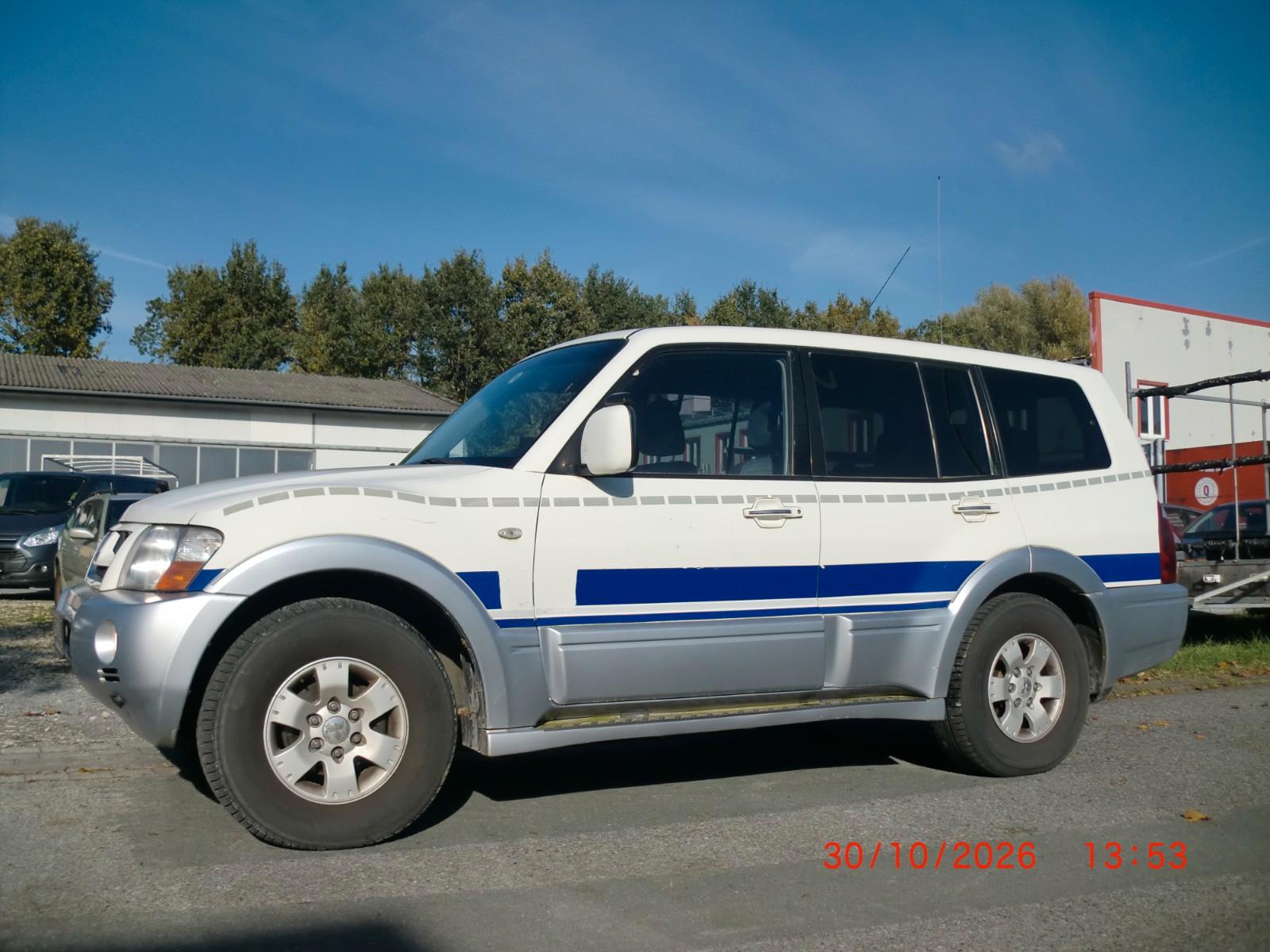 Mitsubishi Pajero, 2004