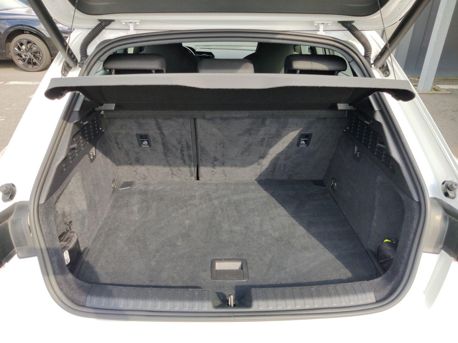 Audi A3 Sportback 35 TFSI S-Tronic., advanced, Matrix, миниатюра 11