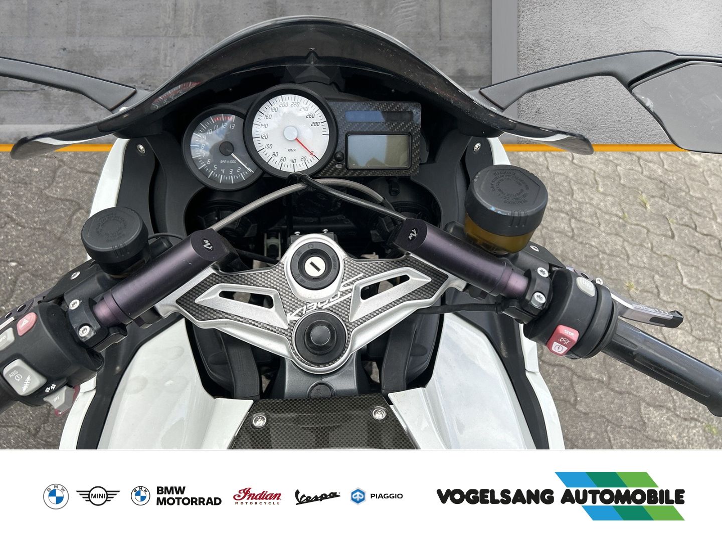 Fahrzeugabbildung BMW K 1300 S 30Jahre Modelle, Sondersitzbank