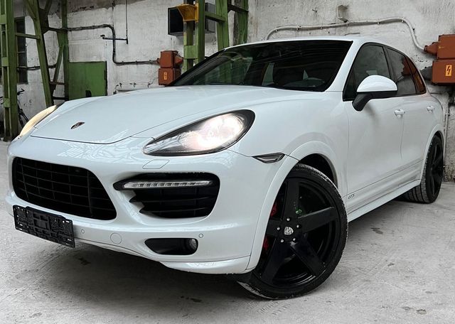 Porsche Cayenne GTS 4/S CHRONO LUFTF.SPORT-PAKET TOP 22Z