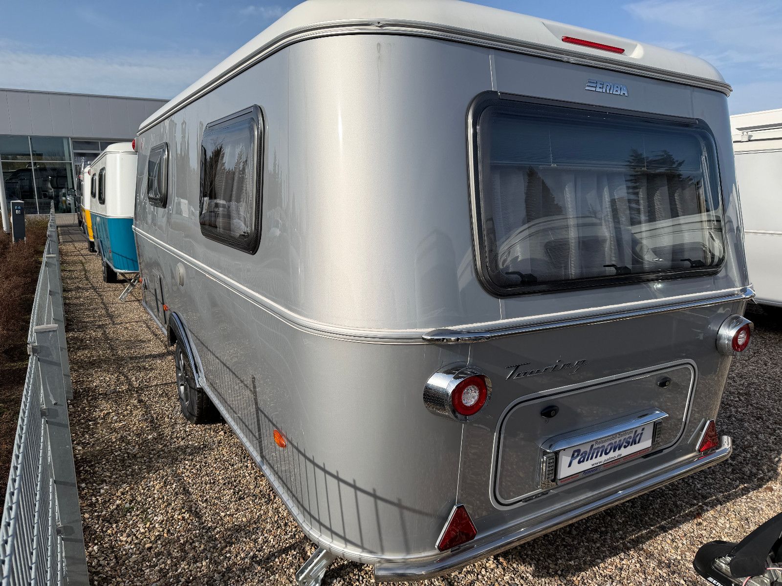Fahrzeugabbildung HYMER / ERIBA / HYMERCAR Touring 642 - Sie sparen: 7.594€!