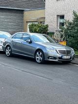 Mercedes-Benz Mercedes E200 W212 - Mercedes-Benz E-Klasse: W212