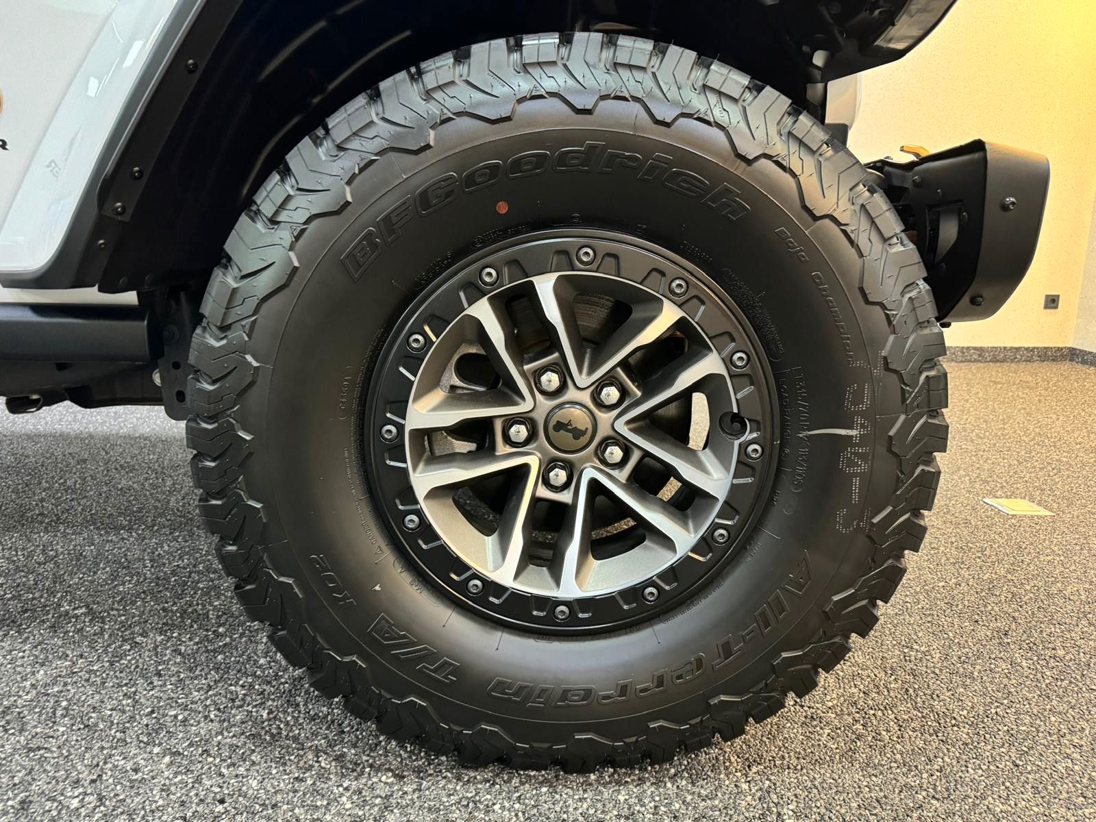 Fahrzeugabbildung Jeep VORFÜHRWAGEN RUBICON 392-6.4L V8-35"-STEEL BPR
