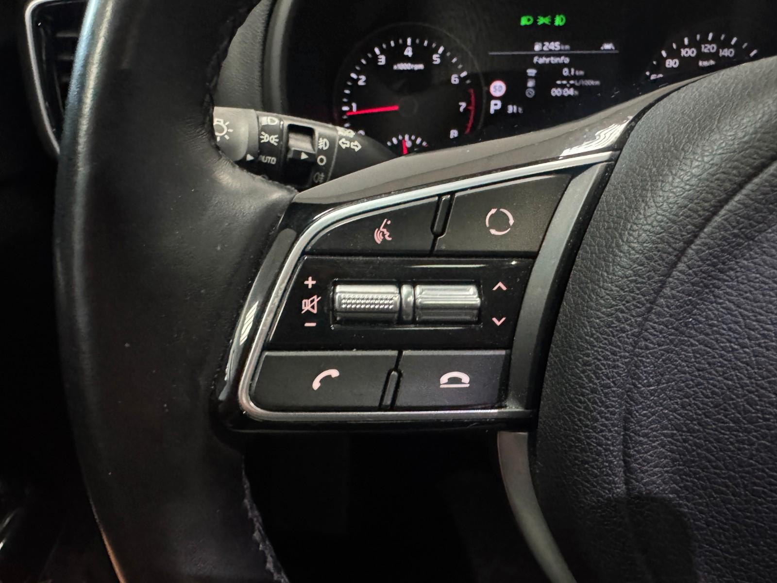 Kia Sportage Black Edition 2WD Leder/Panodach/LED
