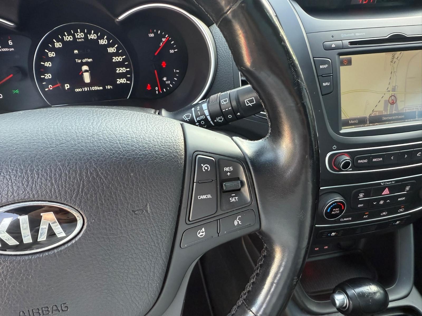 KIA SORENTO SPIRIT - RÉGULATEUR DE VITESSE - 197 CV - 4X4 - BVA - PANORAMIQUE