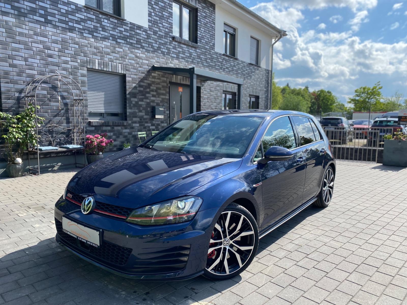 Volkswagen Golf VII Lim. GTI Performance BMT