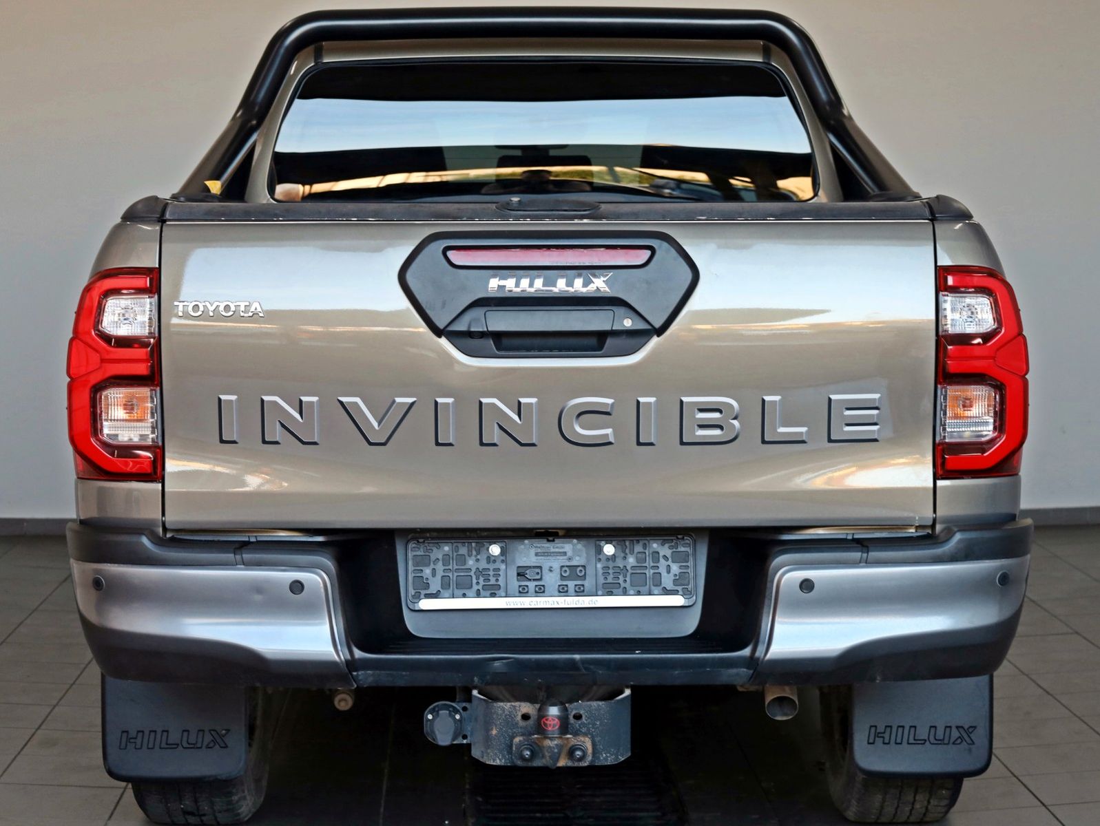 Fahrzeugabbildung Toyota Hilux 2.8 D4-D Invincible,ACC,Kamera,LED,JBL,AHK