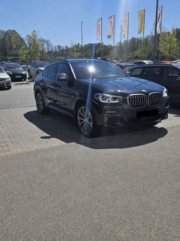 Image of BMW X4 M40