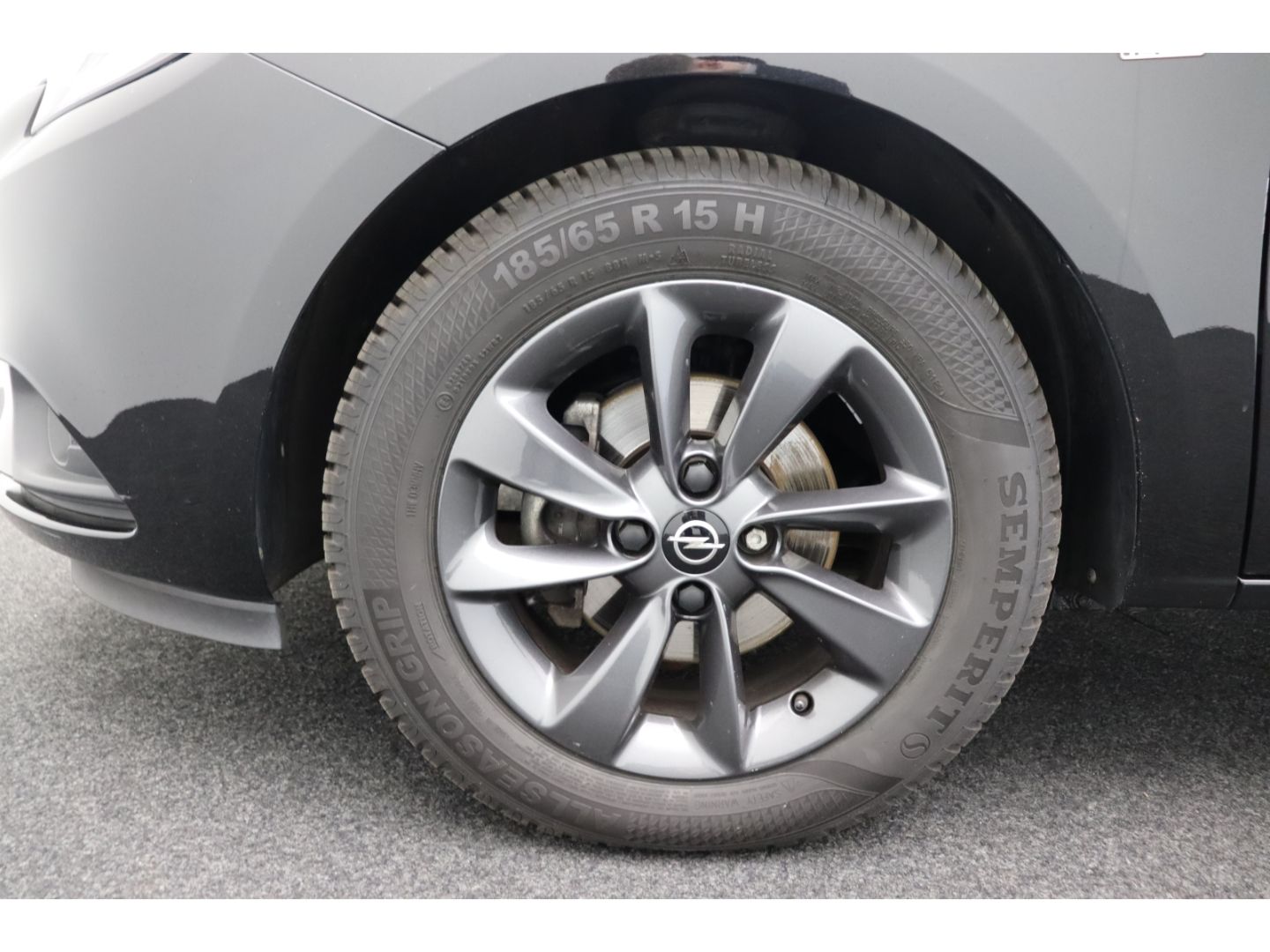 Fahrzeugabbildung Opel Corsa E 1.4 120 Jahre SHZ AppleCP