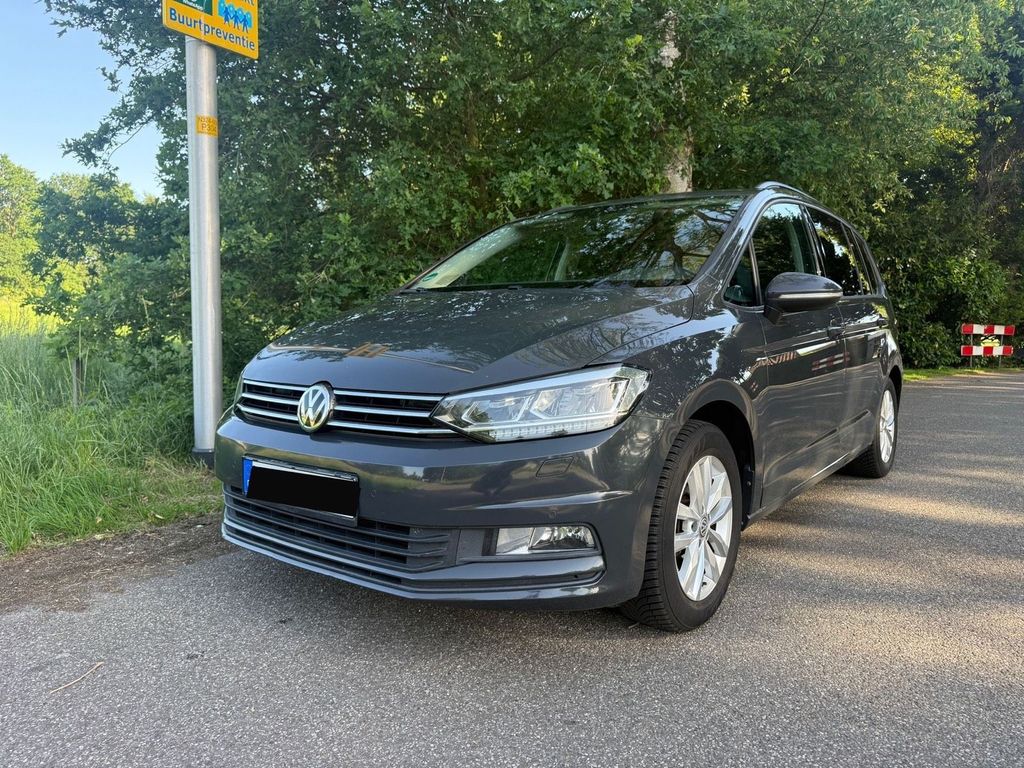 Image of Volkswagen Touran