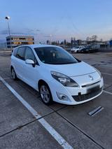 Renault Megane Grand scenic 1.5 dCI 5 sitzer - Renault Grand Scenic: 1.5