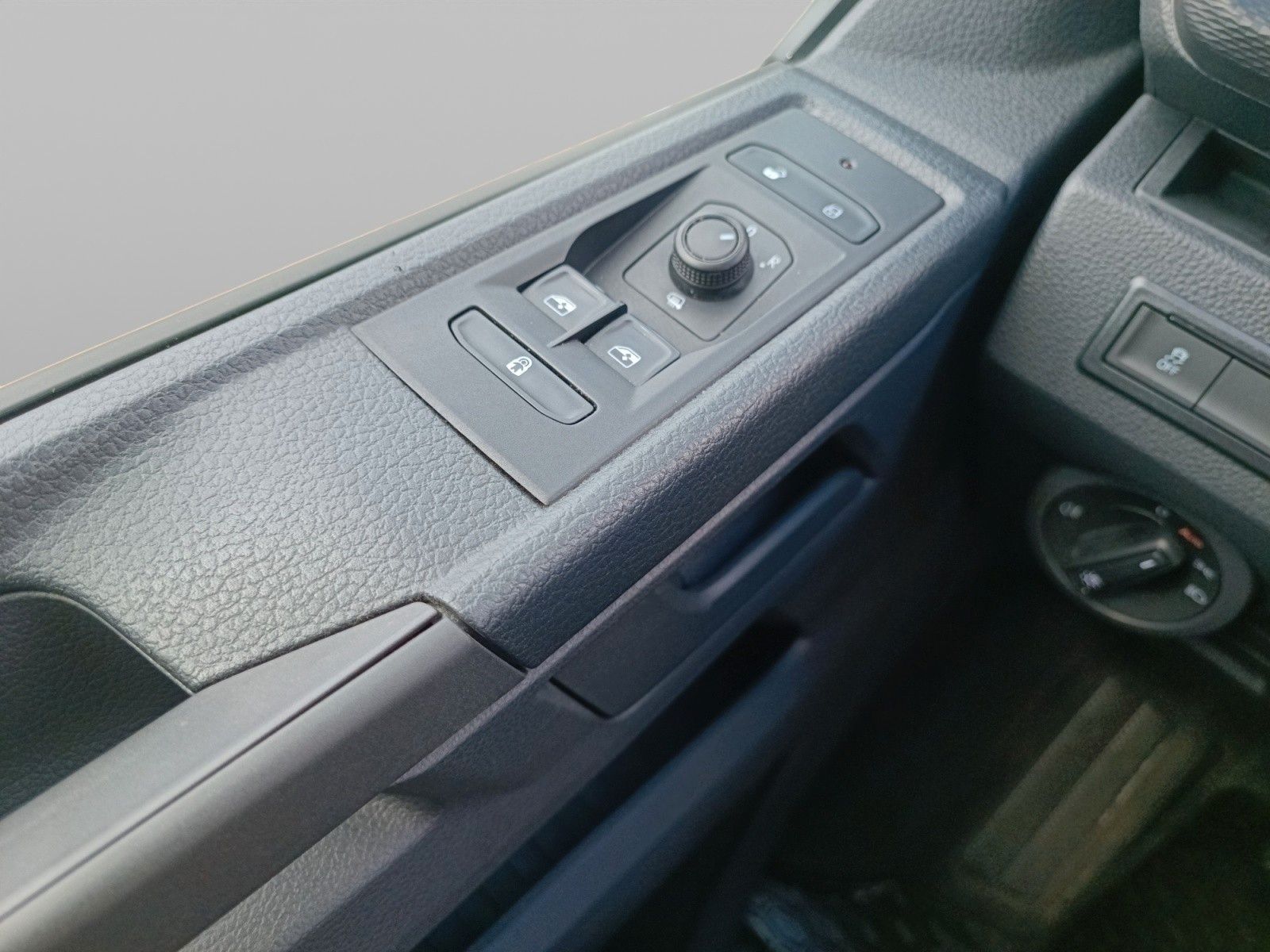 Fahrzeugabbildung Volkswagen California T6.1 4MOTION Beach *LED*AHZV*SHZ
