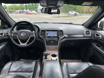 Jeep Grand Cherokee - 10