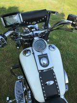 Harley-Davidson Heritage Softail Classic - HARLEY-DAVIDSON 2000 HERITAGE SOFTAIL
