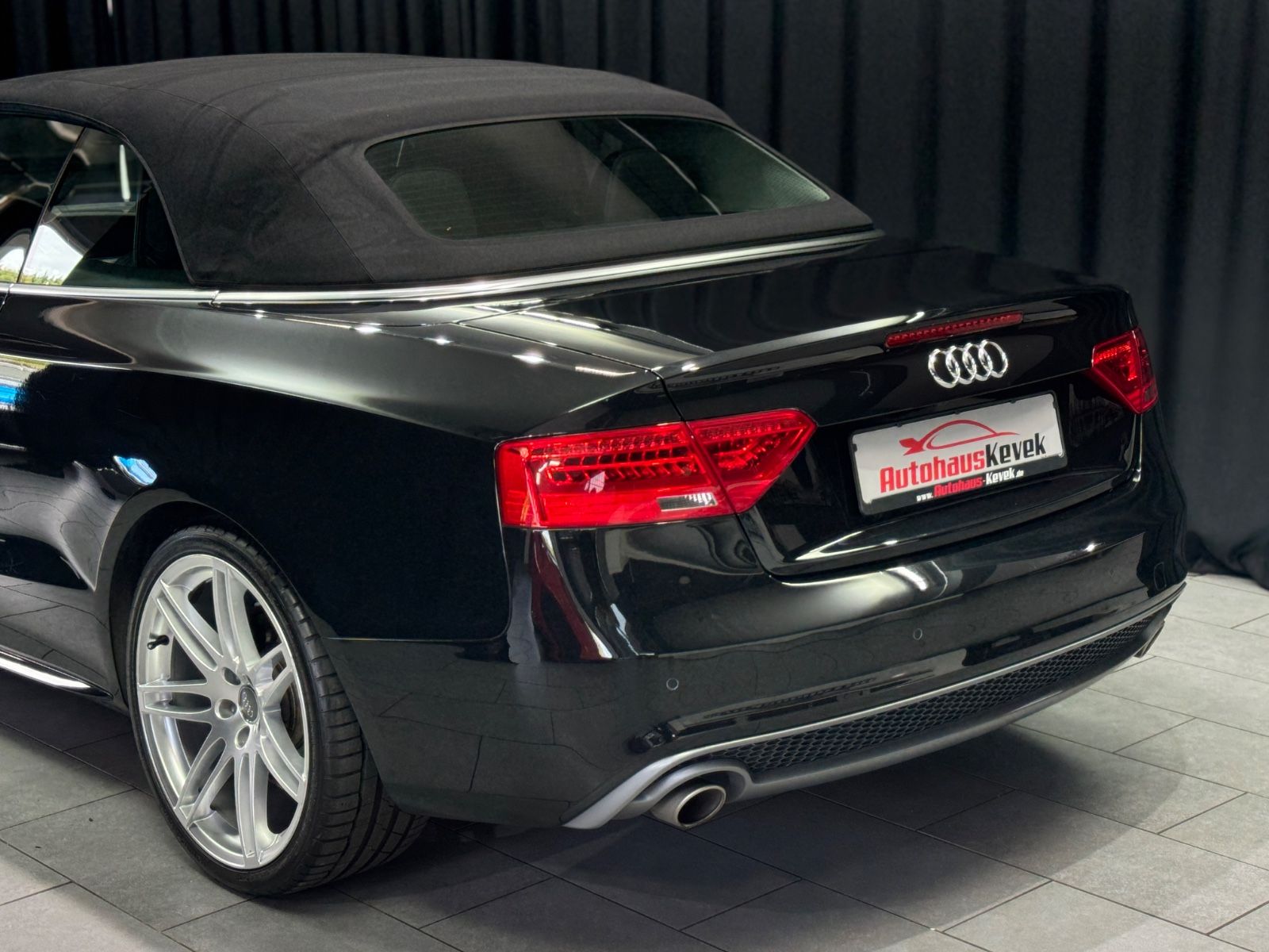 Fahrzeugabbildung Audi A5 Cabriolet 3.0 TDI quattro|3xS-LINE|S-TRONIC|