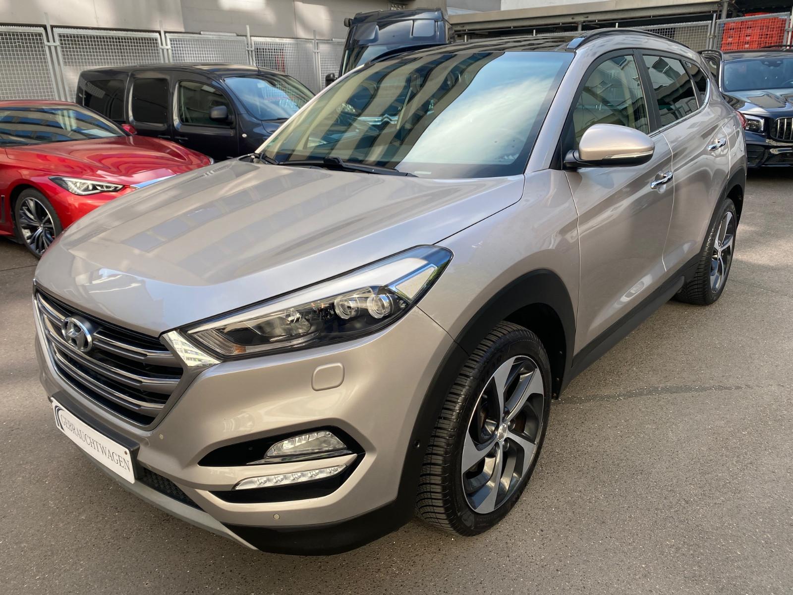 Hyundai Tucson1.6 4WD/Premium /Aut/Pano/4Sitzh+Belü/Navi