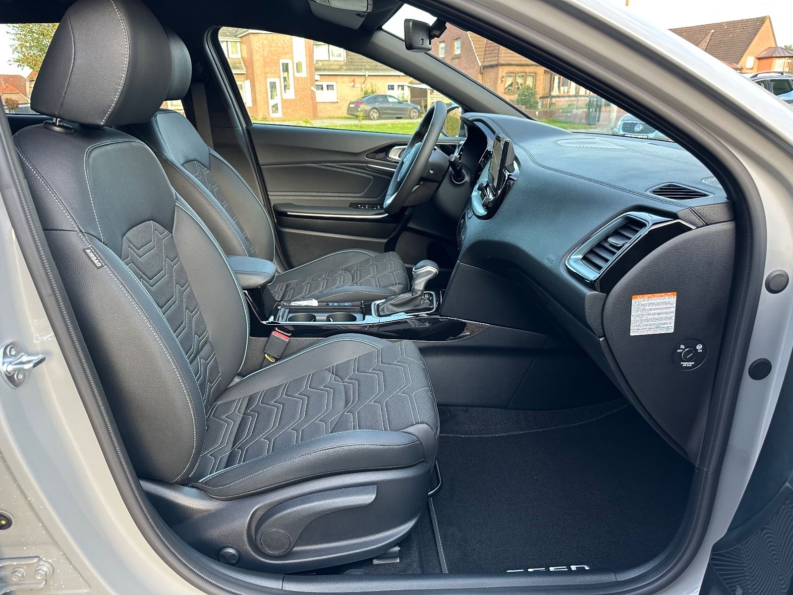 Fahrzeugabbildung Kia Ceed Sportswagon 1.0 T-GDi DCT Navi/GRA/Shzg/PDC