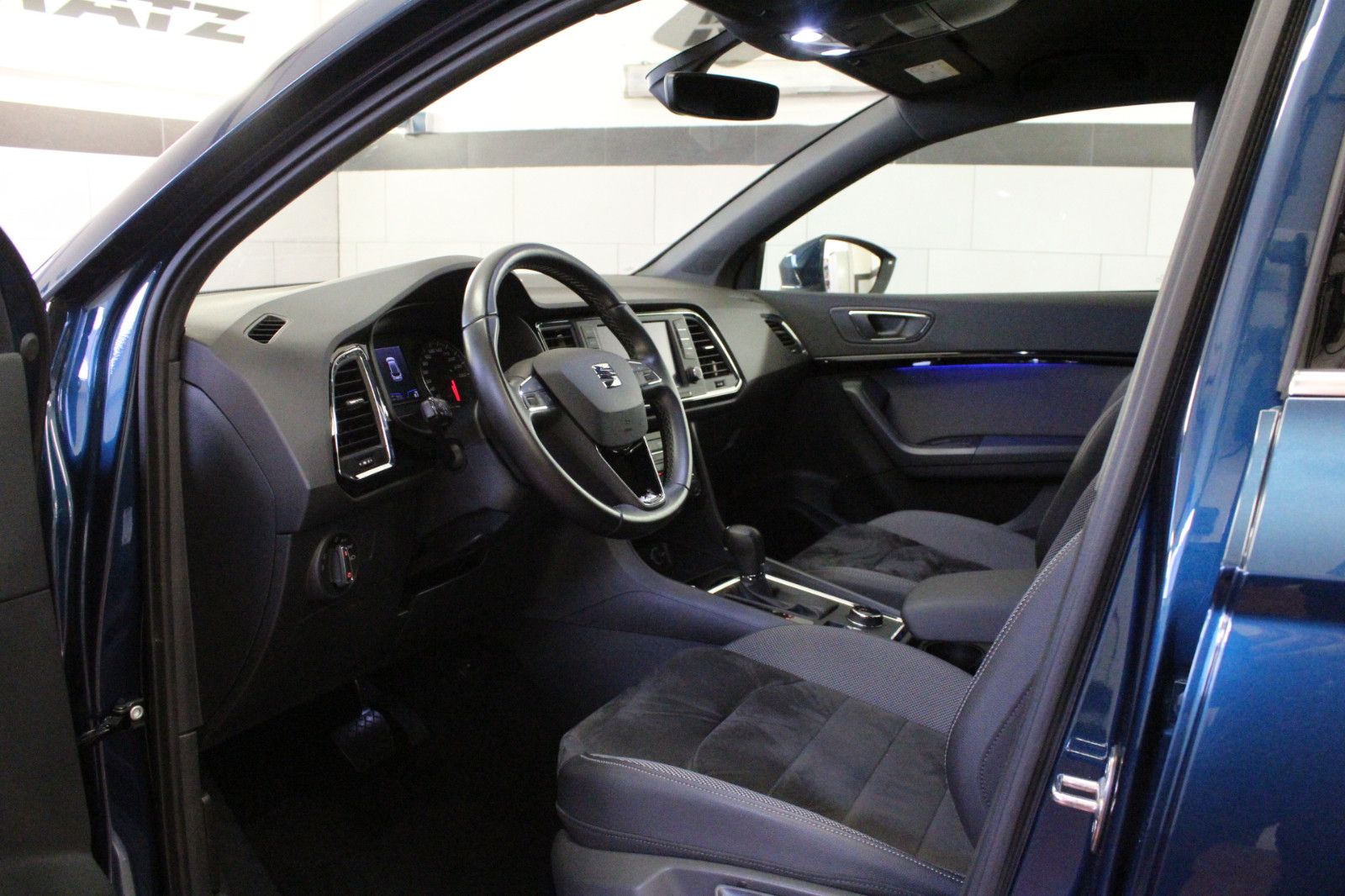 Fahrzeugabbildung SEAT Ateca 1.5 TSI ACT 110kW Xcellence DSG *Winterräd