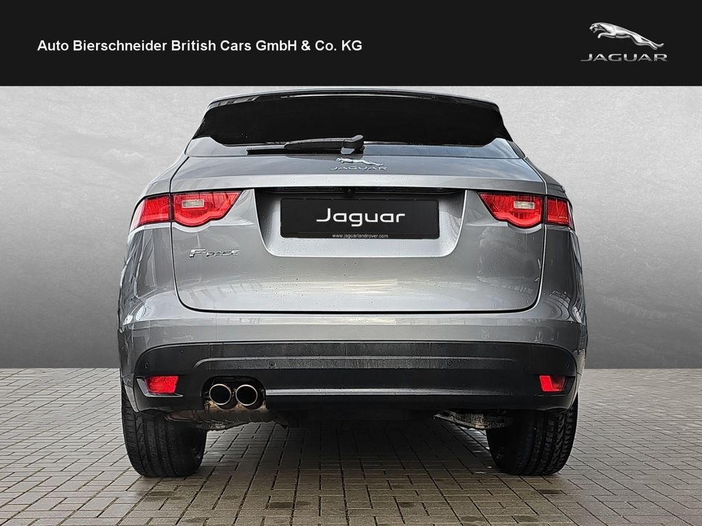 Jaguar F-Pace 20d Chequered Flag