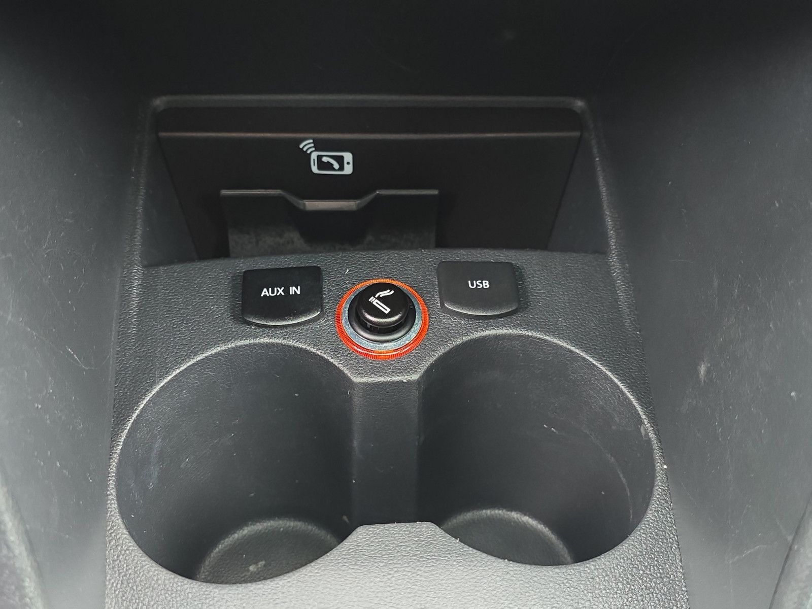 Fahrzeugabbildung Volkswagen Polo V Comfortline NAVI/ RÜCKFAHRKAMERA/ SHZ