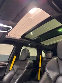 Porsche Cayenne - 10