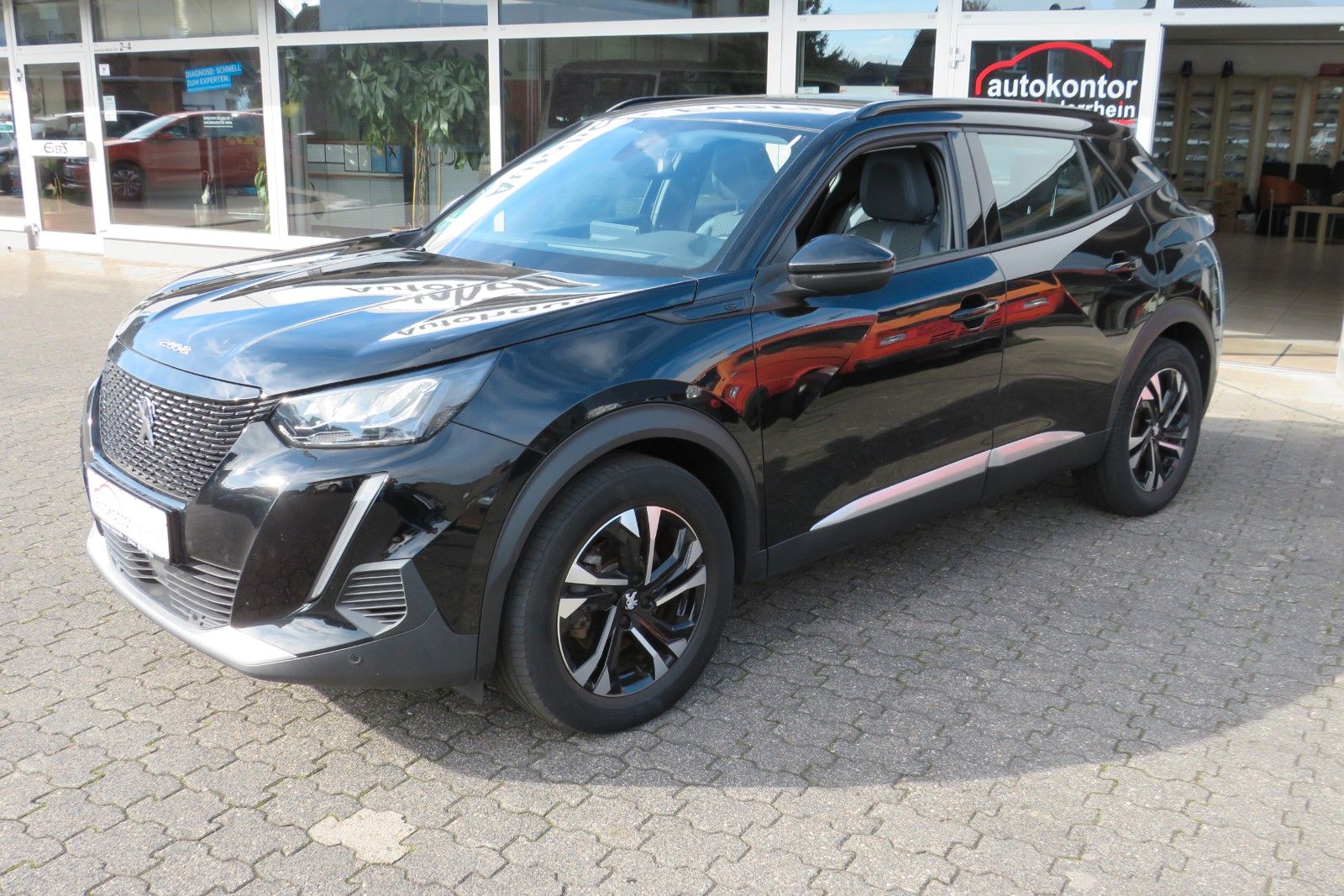 Fahrzeugabbildung Peugeot 2008 e- ALLURE NAVI APP LED SITZH. KAMERA PDC